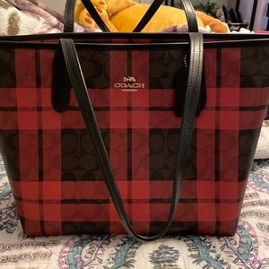 Coach hand bag used